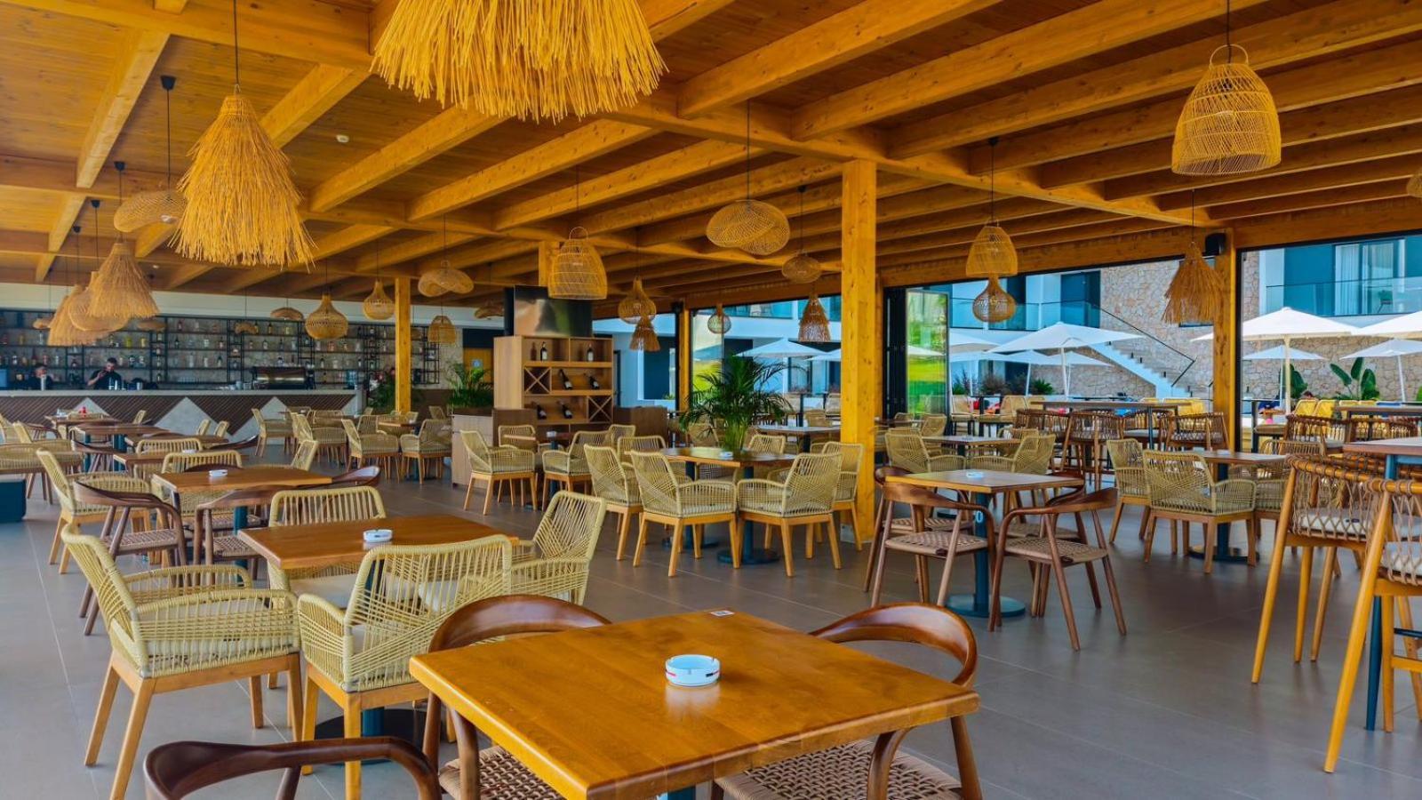 Black Diamond Hotel Дхерми Экстерьер фото