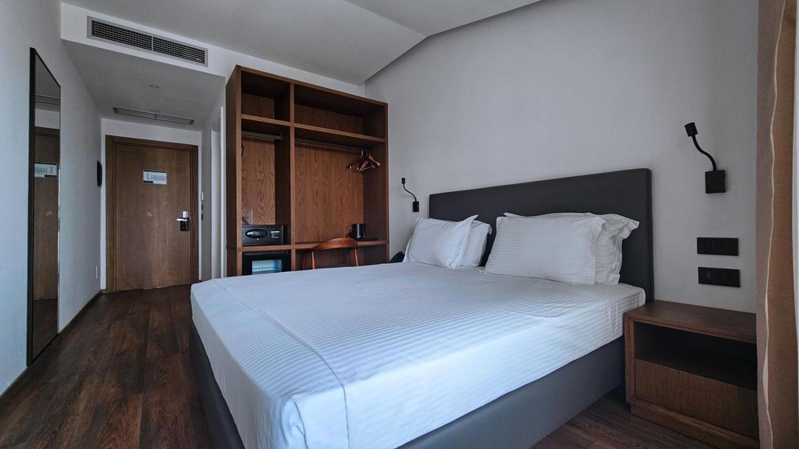 Black Diamond Hotel Дхерми Экстерьер фото